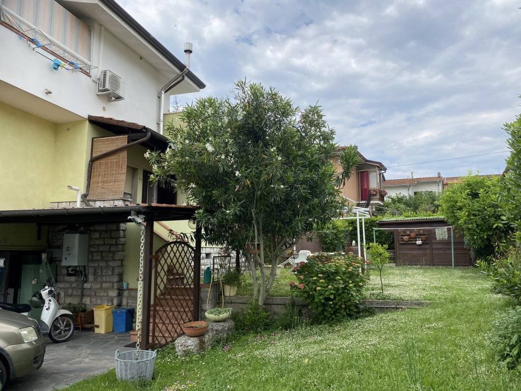 Villa in Pietrasanta, Tuscany, Italy 3 - 15414486