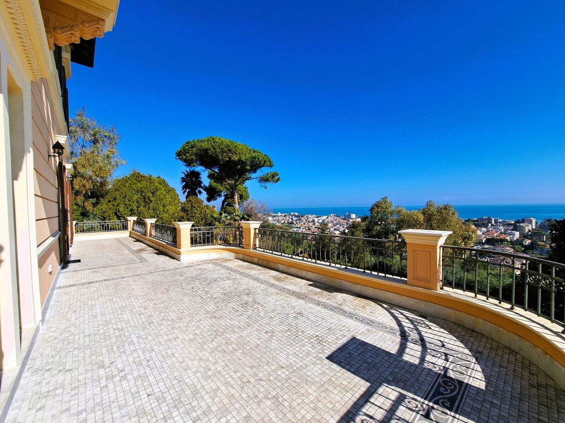 Villa in Giulianova, Abruzzo, Italy 2 - 15416702