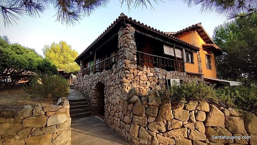 Villa in Arbus, Sardinia, Italy 4 - 15423378