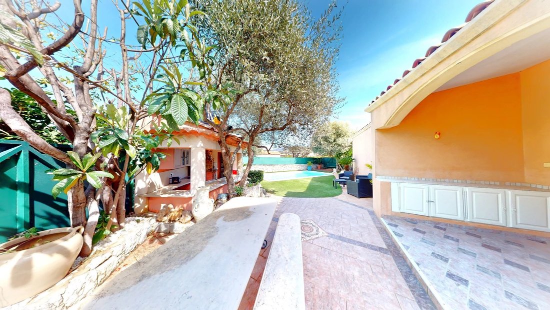 House in Carros, Provence-Alpes-Côte d'Azur, France 5 - 15420403