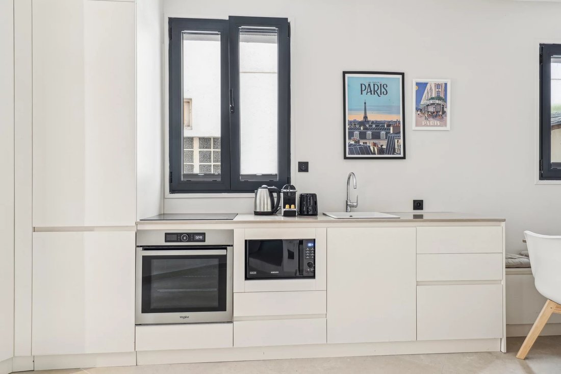 Townhouse in Begin, Saint-Mande, France 3 - 15098961