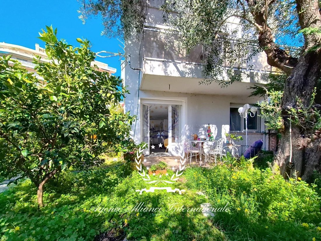 House in Cannes, Provence-Alpes-Côte d'Azur, France 1 - 15420498