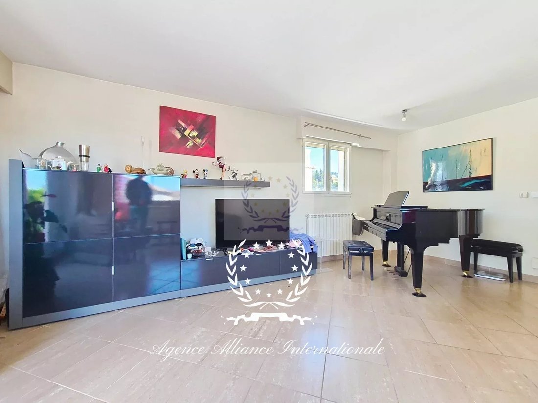 House in Cannes, Provence-Alpes-Côte d'Azur, France 3 - 15420498
