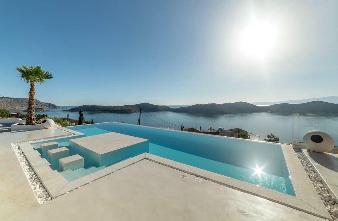 Villa in Community of Elounta, Agios Nikolaos Municipal Unit, Greece 2 - 15420927