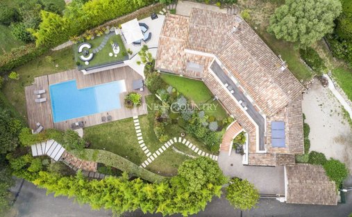 Villa in Sainte Colombe, Vence, France 1