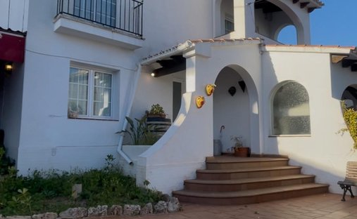 Villa in es Castell, Balearic Islands, Spain 1
