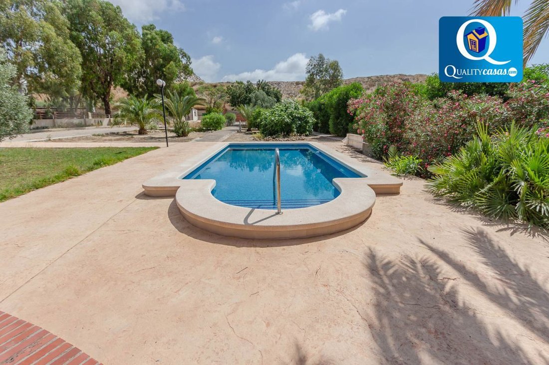 Villa in Alicante, Valencian Community, Spain 4 - 15422359
