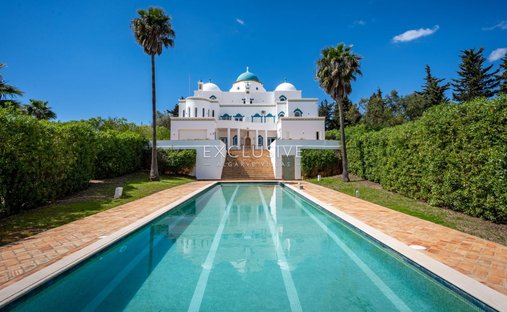 Villa in Lagoa e Carvoeiro, Algarve, Portugal 1