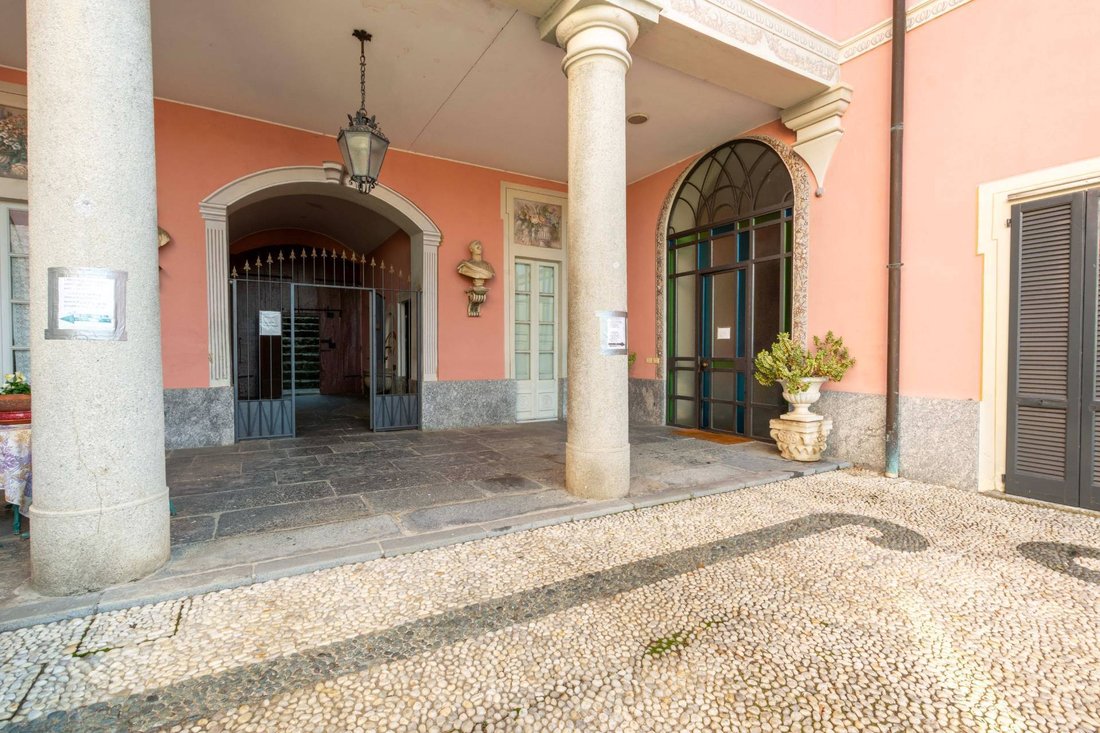 Villa in Albese con Cassano, Lombardy, Italy 5 - 15068130
