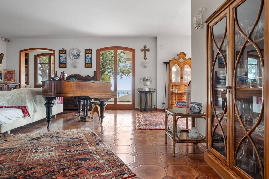 Villa in Coldirodi, Sanremo, Italy 4 - 15201426