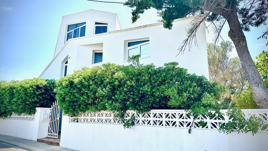 Villa in es Castell, Balearic Islands, Spain 2 - 15423030