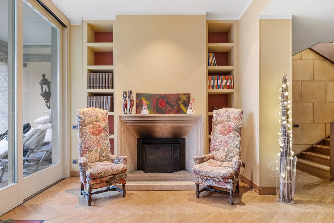 Villa in Velate - Sant'Ambrogio, Varese, Lombardy 3 - 15068127