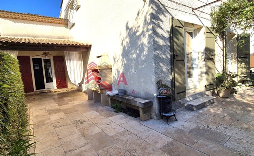 Villa à Paradou, Provence-Alpes-Côte d'Azur, France 1