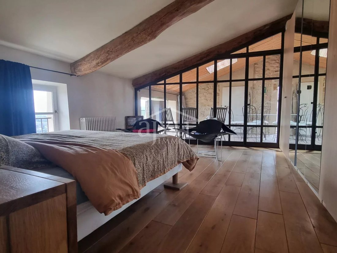Estate in Cadenet, Provence-Alpes-Côte d'Azur, France 2 - 15420424