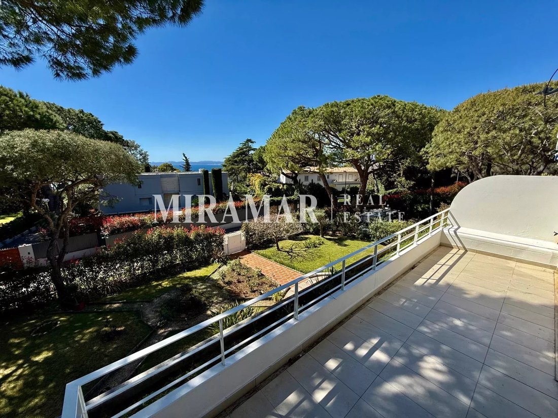 Apartment in Saint-Jean-Cap-Ferrat, Provence-Alpes-Côte d'Azur, France 2 - 15232575