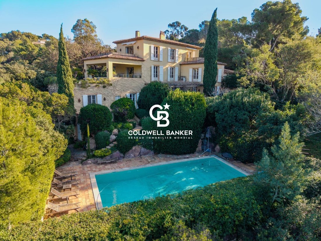 Villa in Rayol-Canadel-sur-Mer, Provence-Alpes-Côte d'Azur, France 4 - 15162055