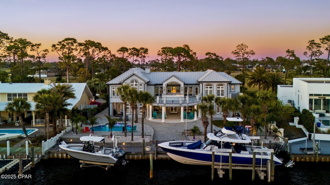 House in Panama City Beach, Florida, United States 1 - 15421557