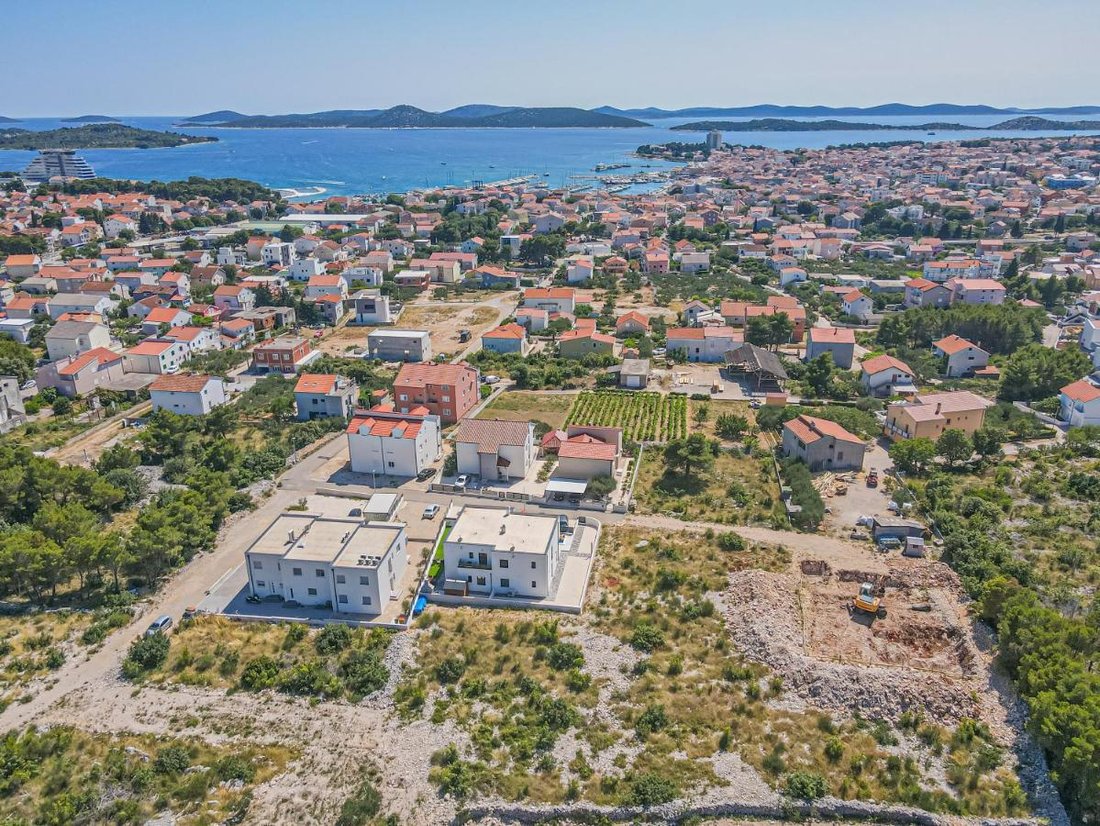 House in Vodice, Sibenik-Knin County, Croatia 3 - 15422298