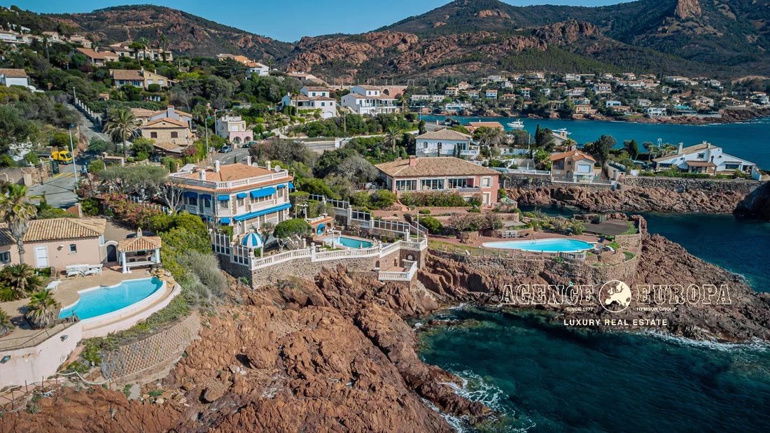 Villa in French Riviera, Provence-Alpes-Côte d'Azur, France 3 - 15421069
