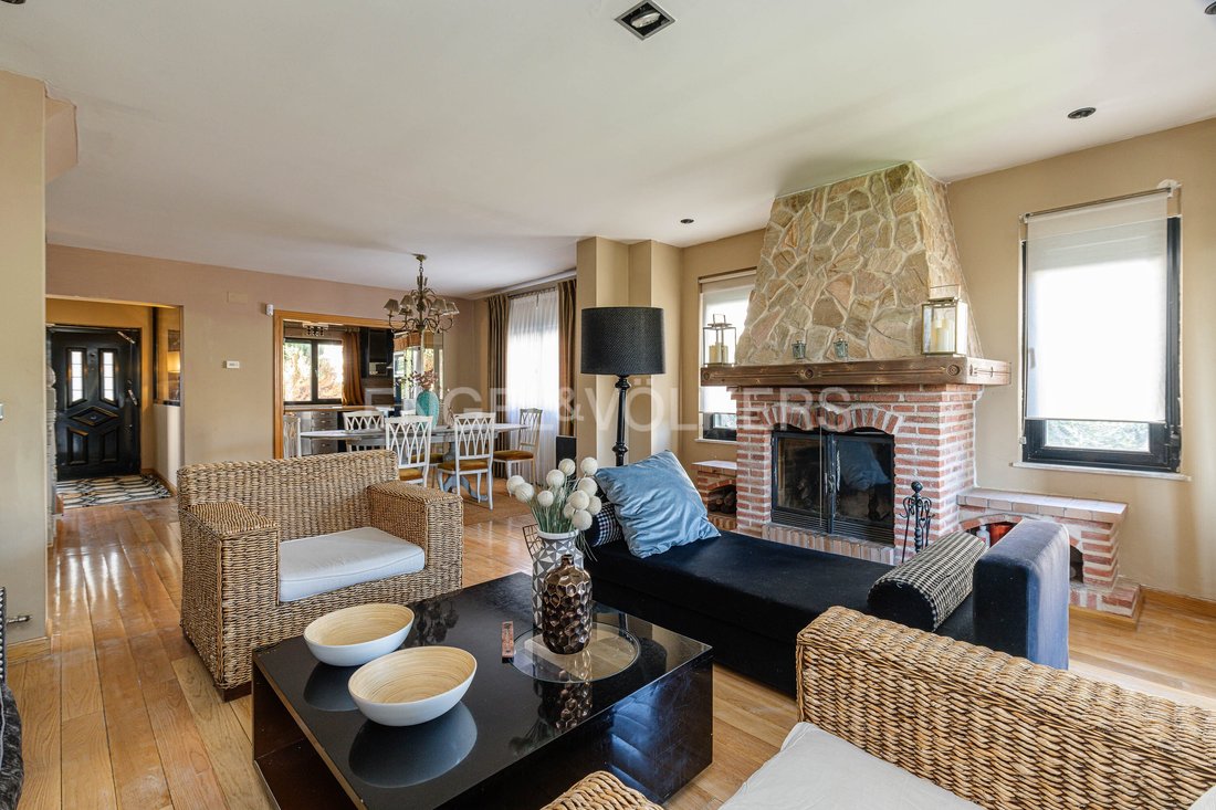Townhouse in Guadarrama, Community of Madrid, Spain 4 - 15422452