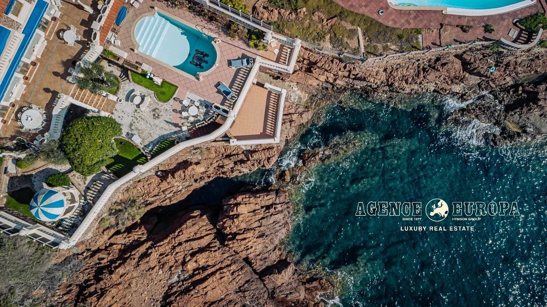 Villa in French Riviera, Provence-Alpes-Côte d'Azur, France 4 - 15421069