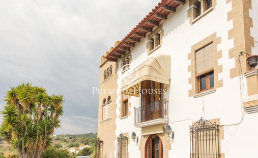 Casa de Campo en Arenys de Mar, Cataluña, España 1