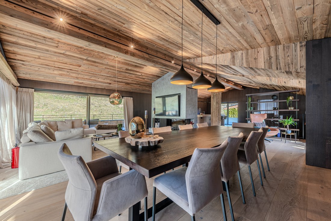 Fantastic Design Chalet In A Peaceful Alpine Setting