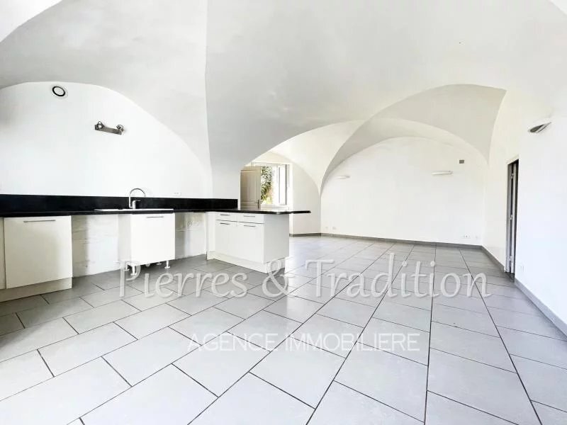 Estate in Goult, Provence-Alpes-Côte d'Azur, France 4 - 15423713