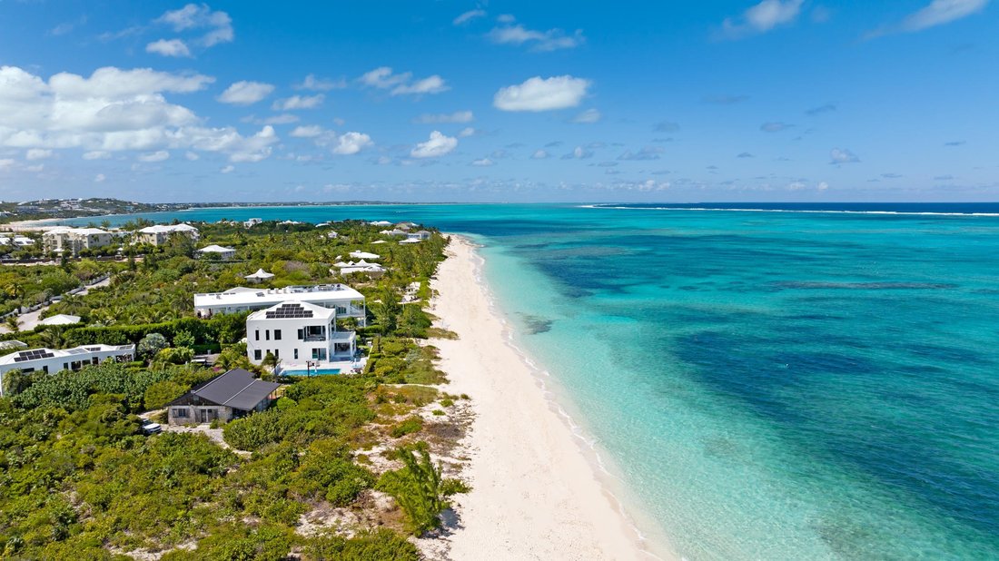 Terrain à The Bight Settlement, Caicos Islands, Îles Turks et Caïques 2 - 15424222