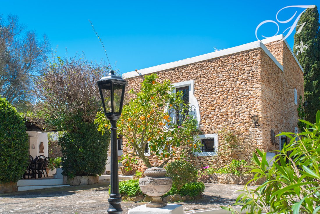 Finca in Sant Agusti des Vedra, Sant Josep de sa Talaia, Balearic Islands 1 - 15424051