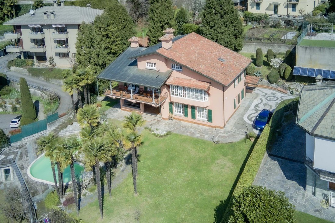 Villa à Cernobbio, Lombardie, Italie 1 - 15424127