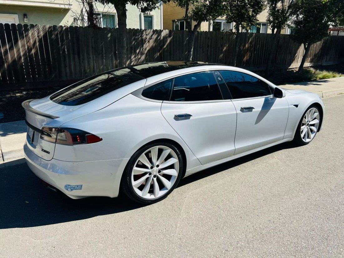 Sedan in Oakland, CA, United States 2 - 15425752