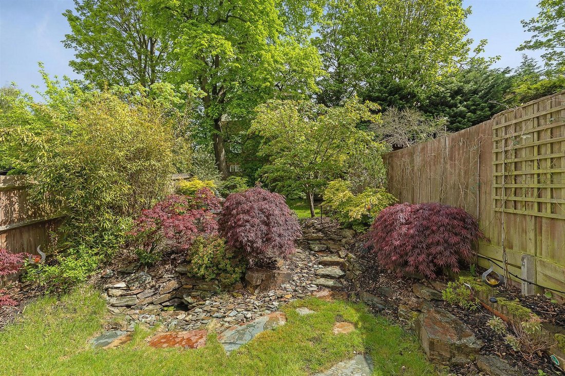 House in Ealing (London Borough of Ealing), Ealing, England 2 - 13318447