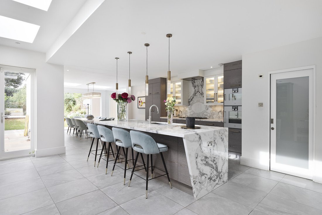 House in Chiswick, Hounslow, England 2 - 14721668
