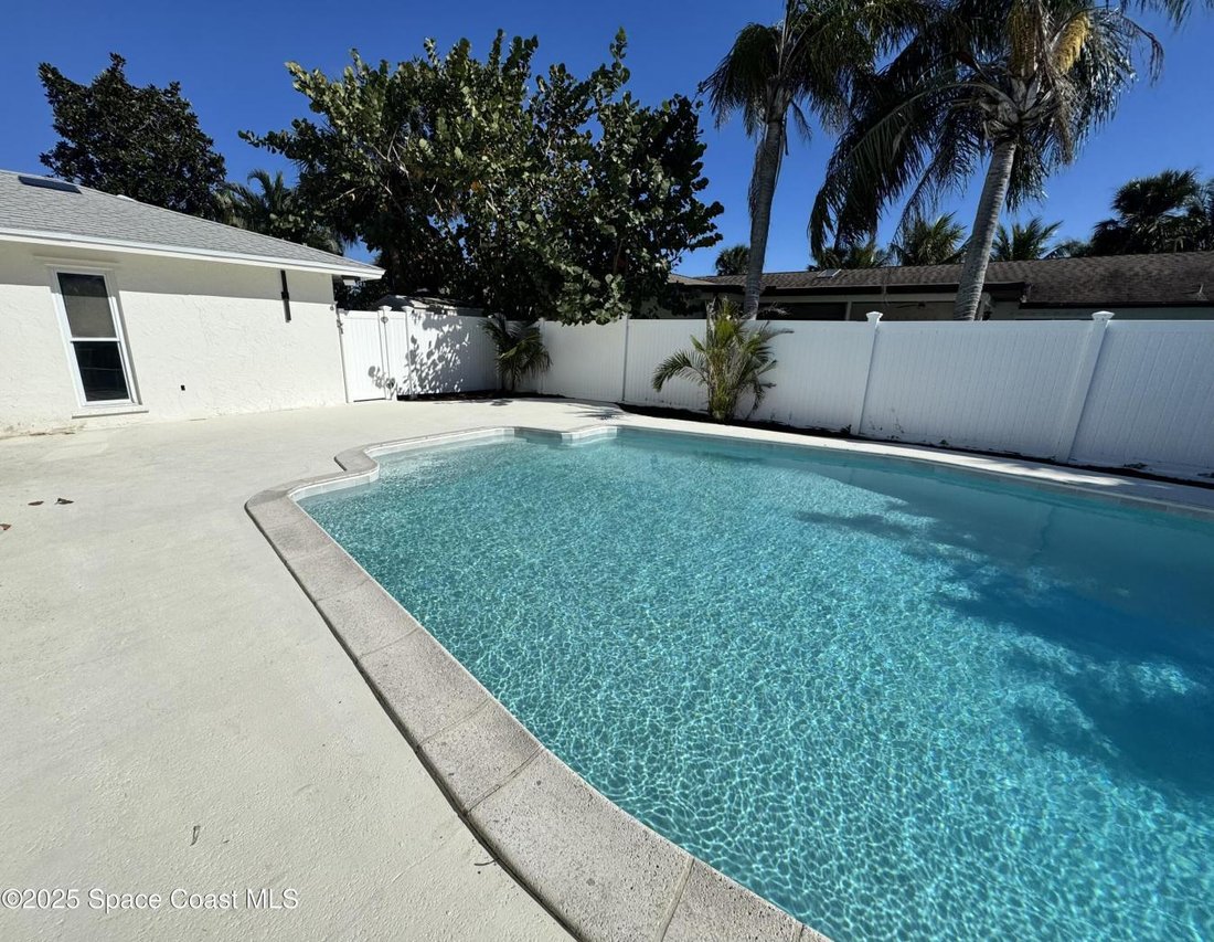 House in Indian Harbour Beach, Florida, United States 2 - 15426457