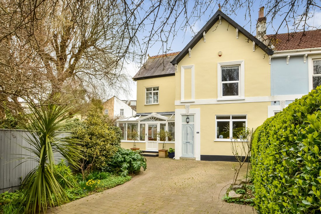 House in Southsea, England 1 - 15377144