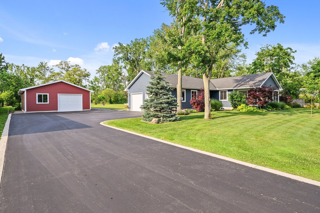 House in Fort Erie, Ontario, Canada 3 - 15425238