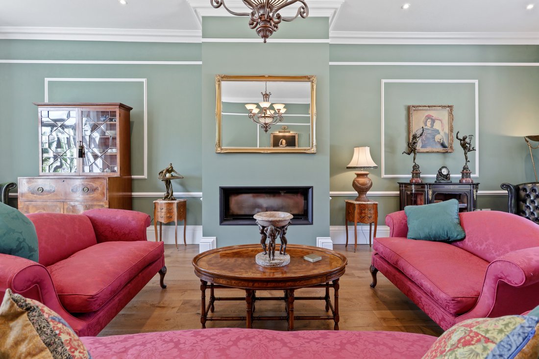 Estate in Old Bedhampton, Havant, England 4 - 14401662