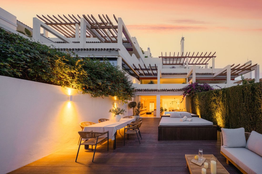 Apartment in Puerto Banus, Marbella, Spain 5 - 15426090
