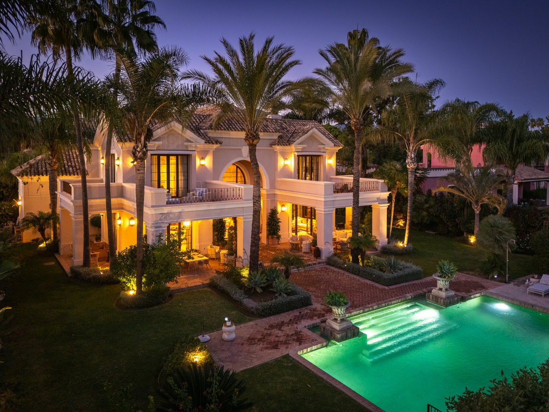 Villa in Marbella, Andalusia, Spain 1 - 15428463