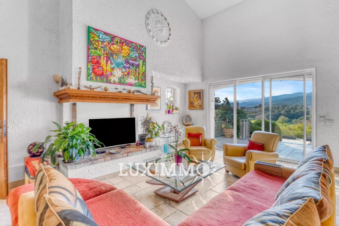 Villa in Mandelieu-la-Napoule, Provence-Alpes-Côte d'Azur, France 5 - 15427960