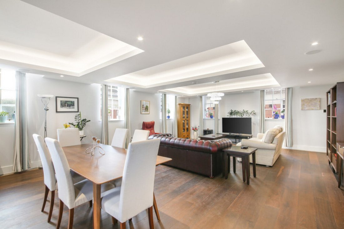 Apartment in Richmond Upon Thames, England 2 - 13319471
