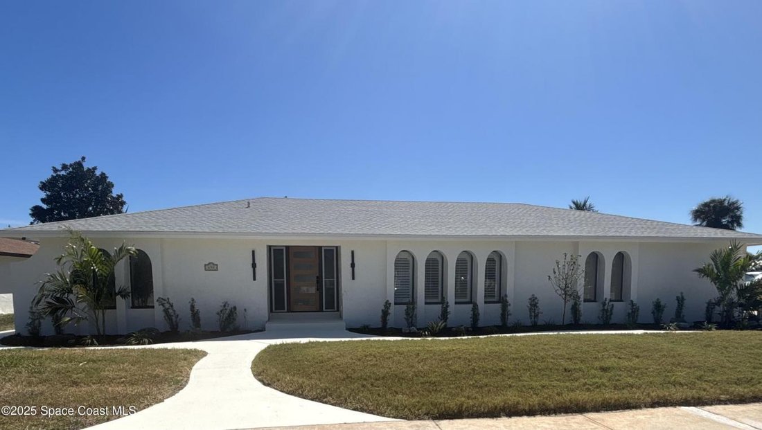 House in Indian Harbour Beach, Florida, United States 1 - 15426457