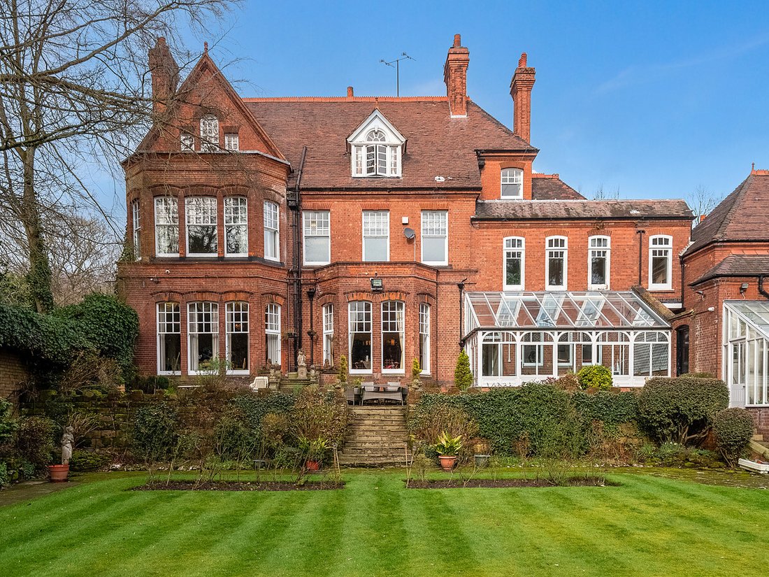 House in Chad Valley, Birmingham, England 3 - 14016587