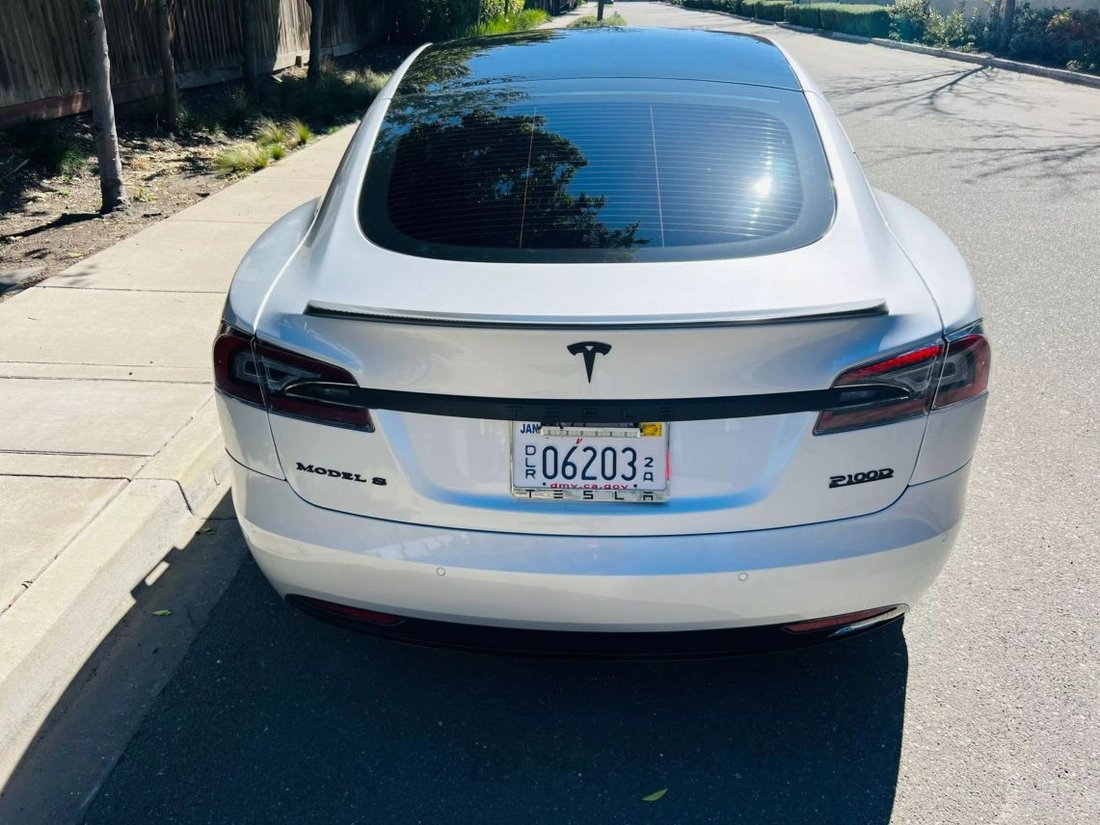 Sedan in Oakland, CA, United States 4 - 15425752