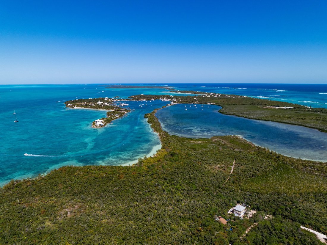 green-turtle-cay-acreage-for-in-blackwood-village-north-abaco-the