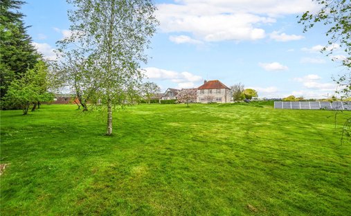 Oving, England 1