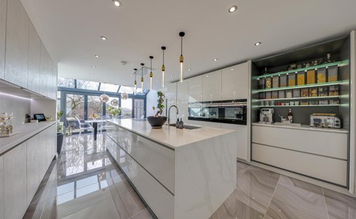 Casa a Whitefield, Inghilterra 1