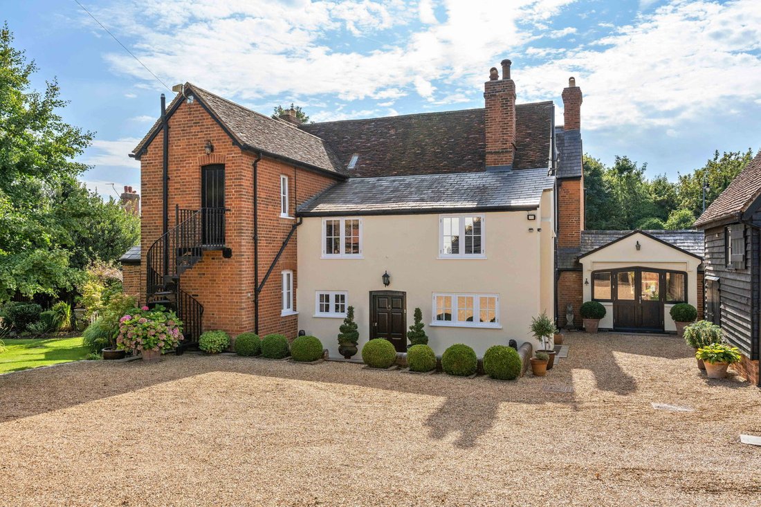House in Codicote, England 5 - 14671304