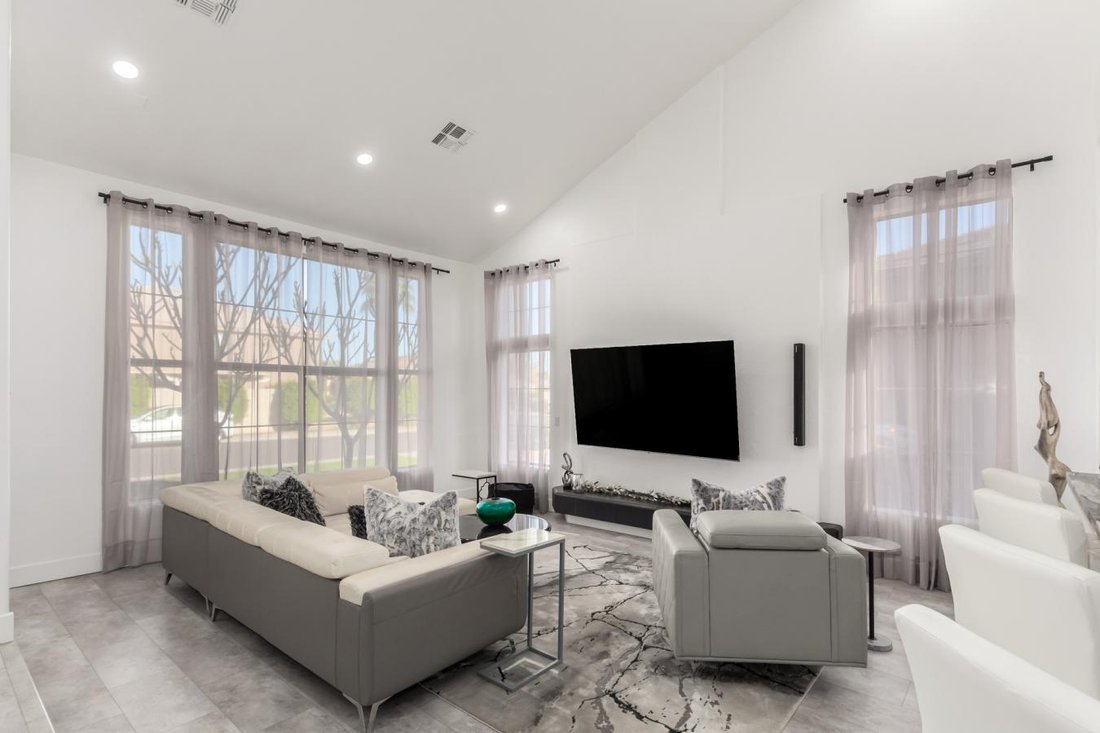 House in Chandler, Arizona, United States 5 - 15426439